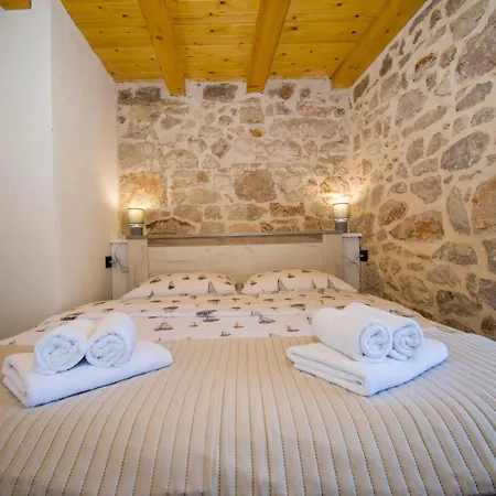 House Olivera Tribalj